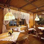 Alpenhotel Speckbacher Hof Szálloda Gnadenwald